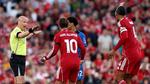 Premier Lig Açılışında VAR Gündemi: Senesi'nin Eli ve Yoğun Tartışmalar